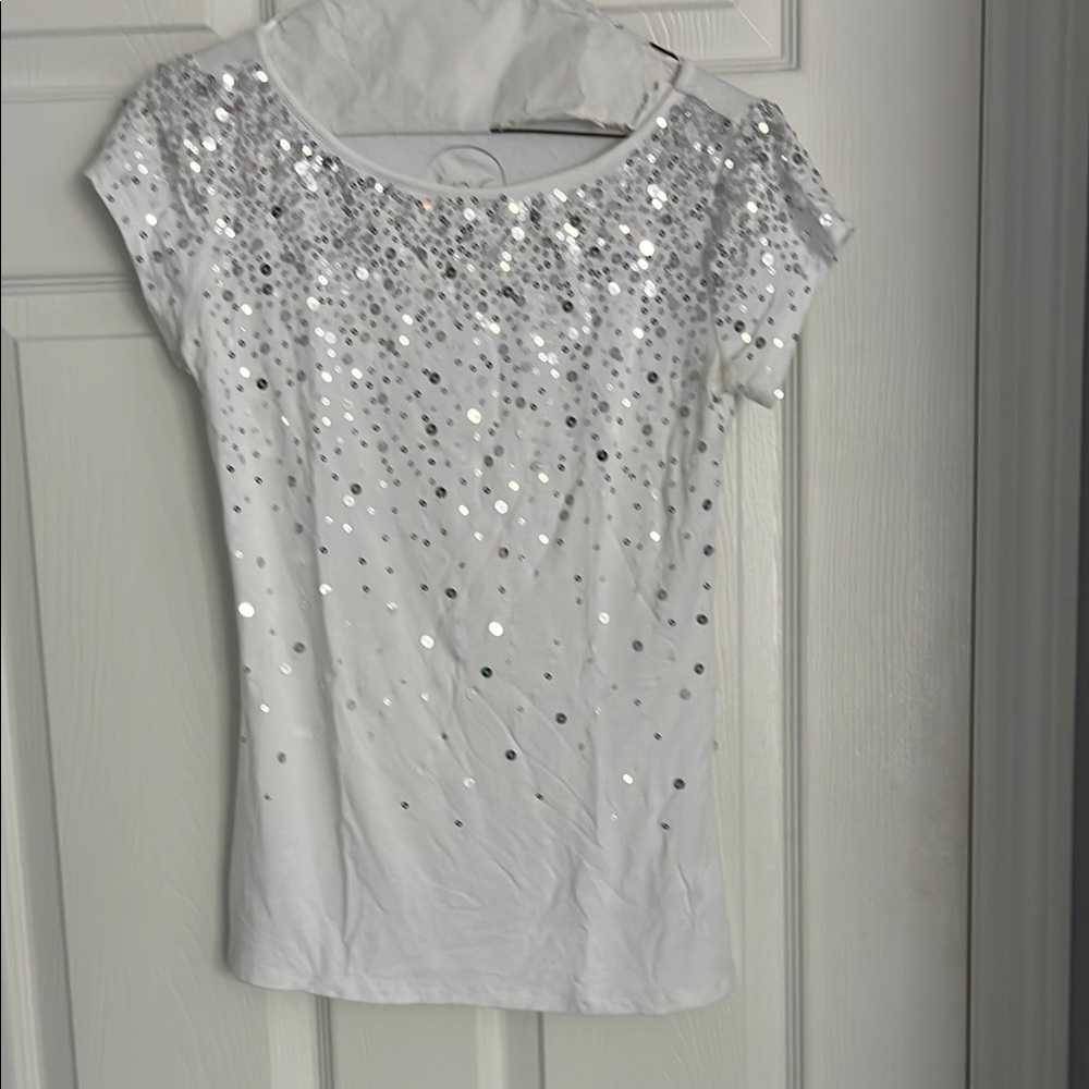INC International Concepts White and Silver Short Sleeve Tee